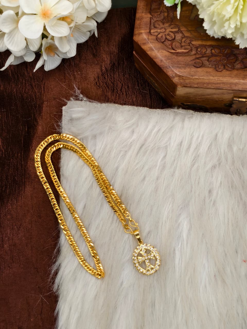 ✨Foming  Dollar Matte Finish Chain – Gold Plated Jewellery for Women✨