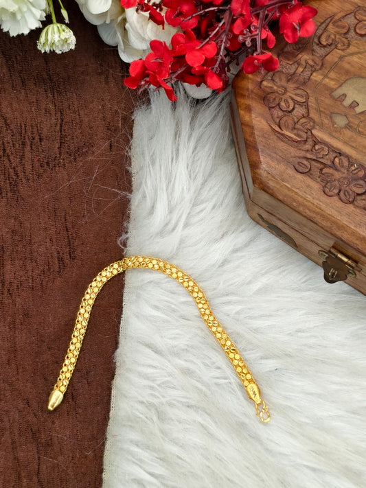 Elegant Leather & Gold Bracelet for Men