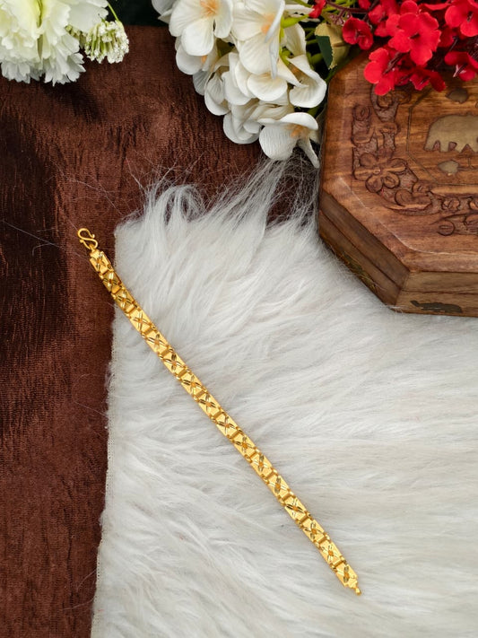 Elegant Leather & Gold Bracelet for Men