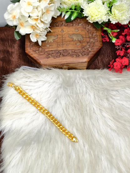 Elegant Leather & Gold Bracelet for Men