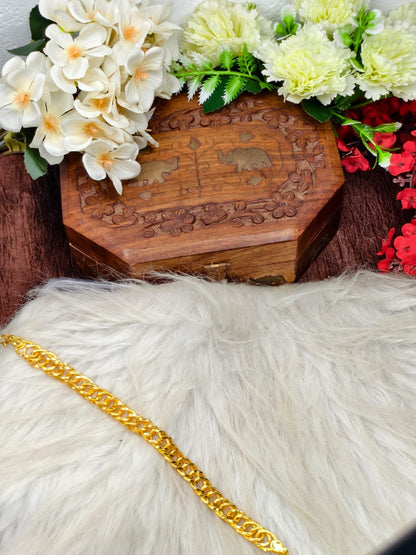 Elegant Leather & Gold Bracelet for Men