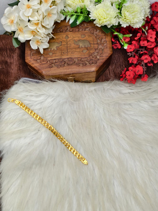 Elegant Leather & Gold Bracelet for Men