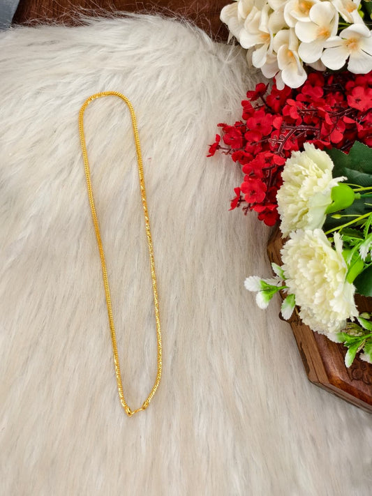 Royal Men’s Gold Chain – Luxury Finish & Unique Pattern
