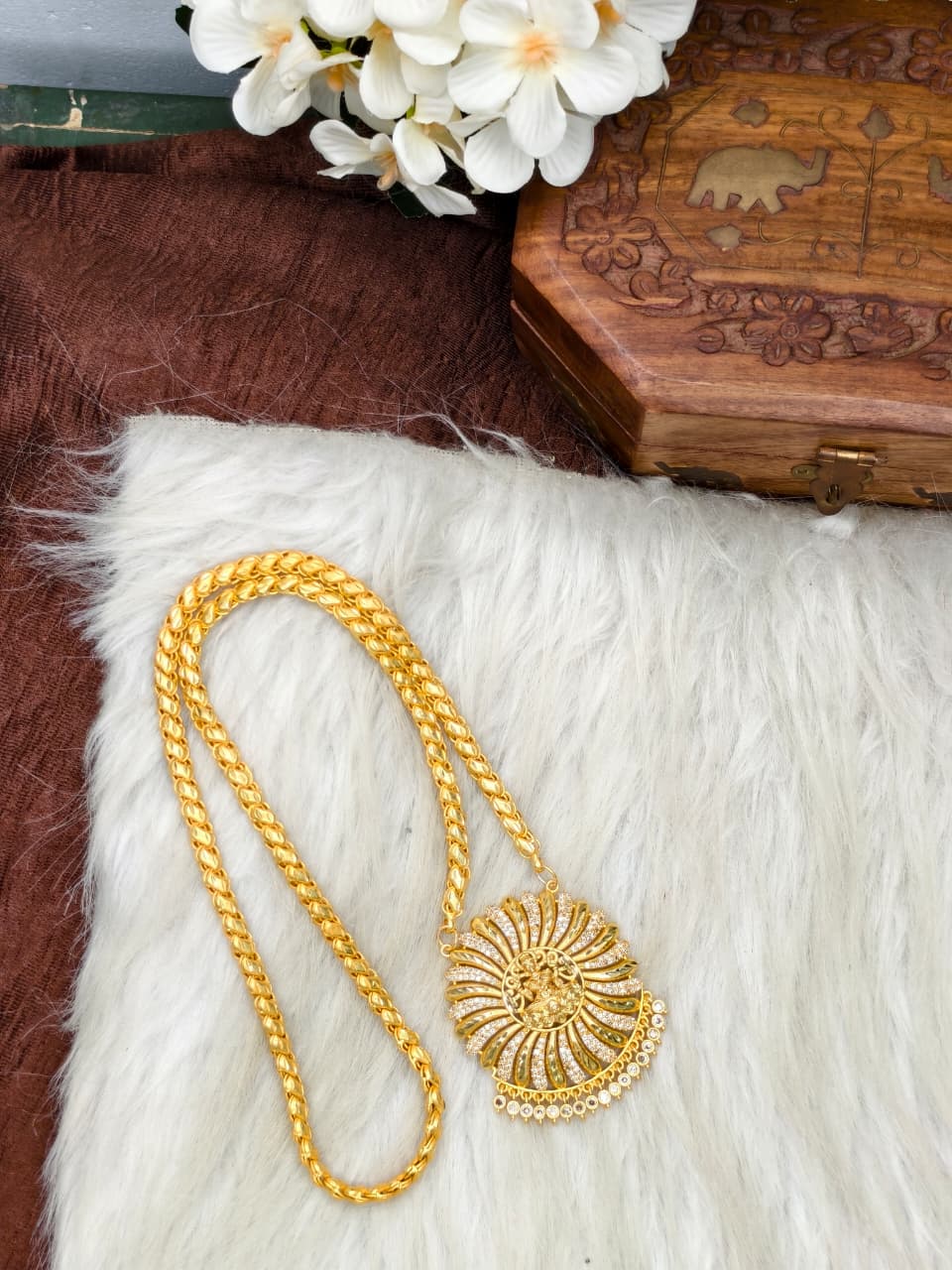 Women Impone Stone Dollar Chain with Gold Plated Finish