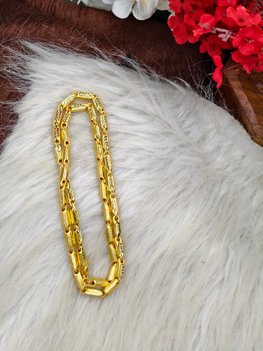 Royal Men’s Gold Chain – Luxury Finish & Unique Pattern