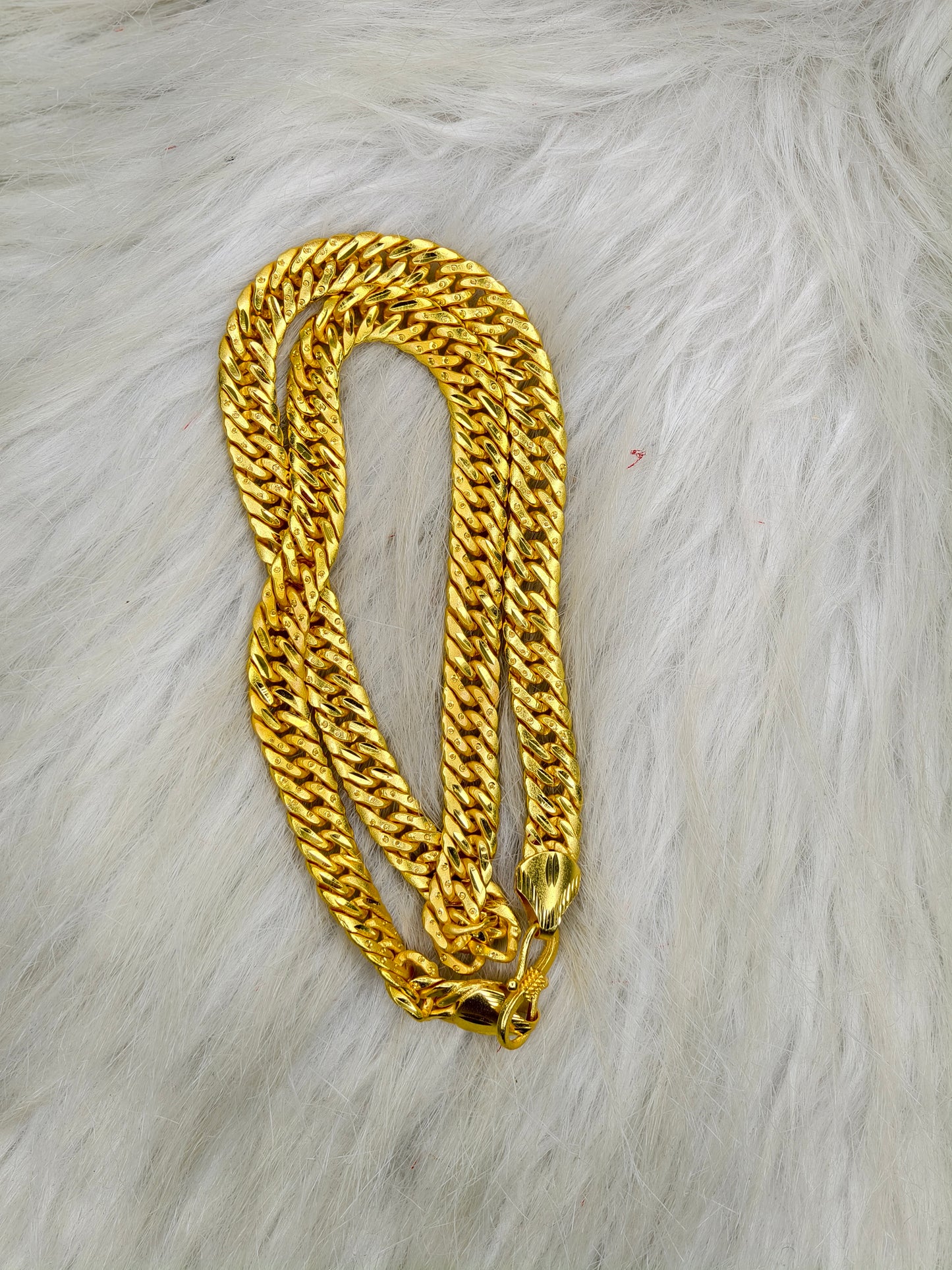 Men’s Elite Gold-Plated Chain – Modern Heavy-Style Design