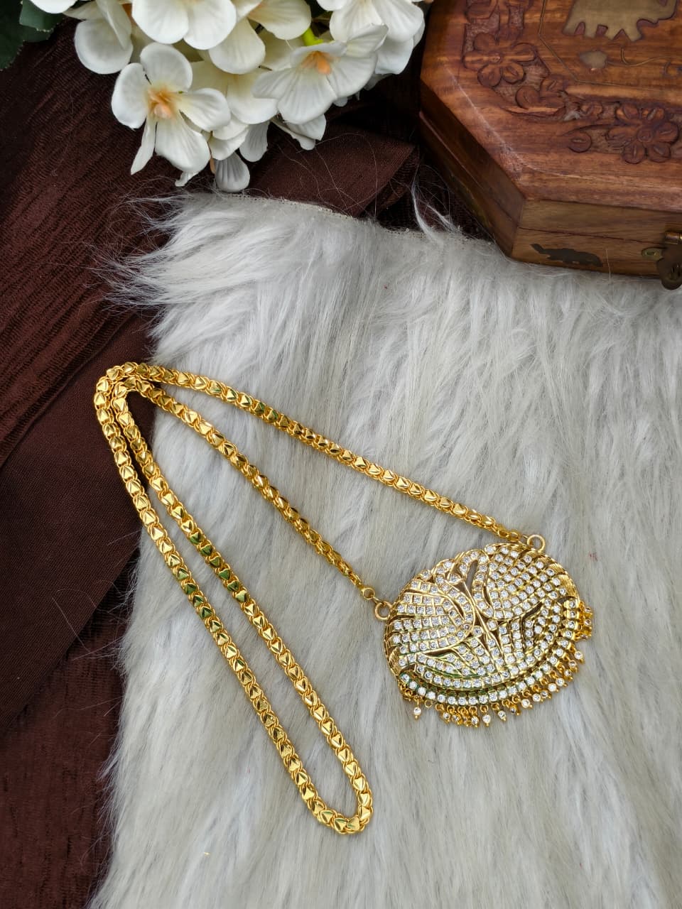 Impone Doller chain