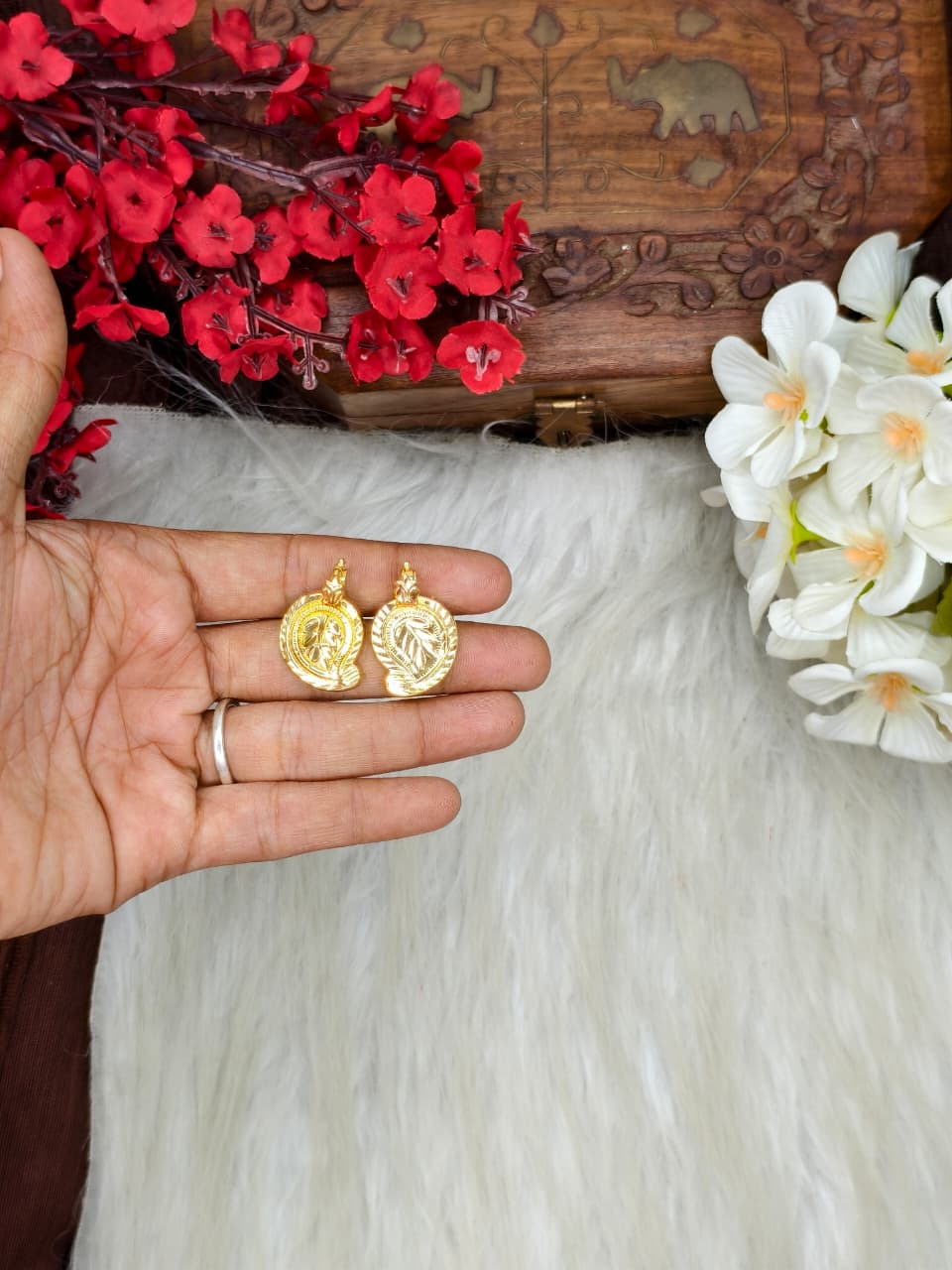 South Indian Traditional Impone Thali Mangalsutra – Gold Plated Sacred Wedding Chain2