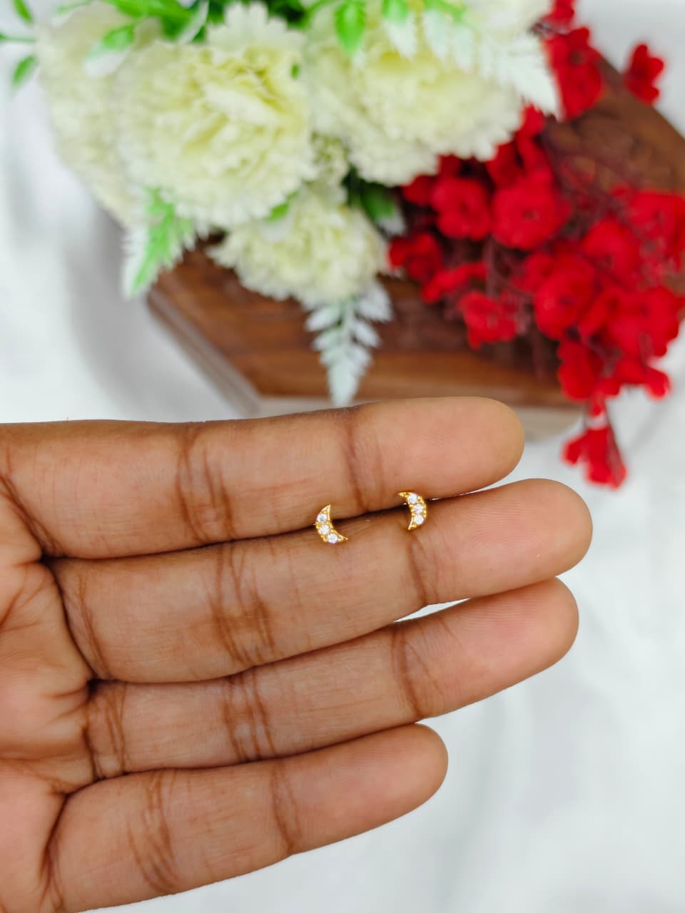 1 Gram Gold Plated Women’s Side Earrings | Stylish Daily Wear Earrings