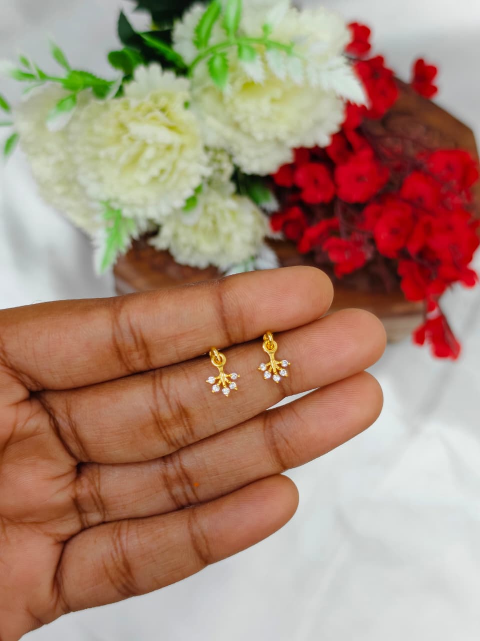 1 Gram Gold Plated Women’s Side Earrings | Stylish Daily Wear Earrings