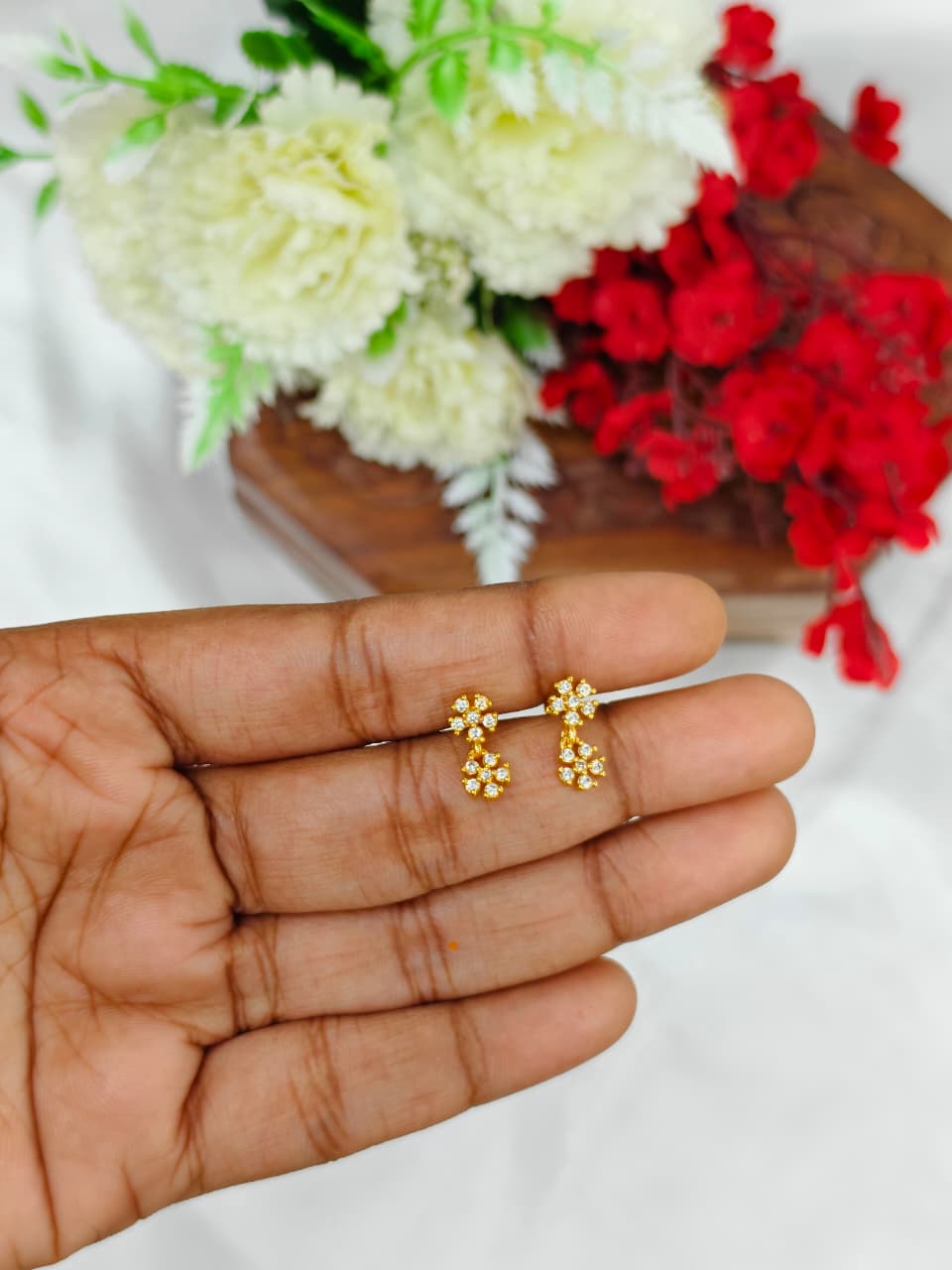 1 Gram Gold Plated Women’s Side Earrings | Stylish Daily Wear Earrings