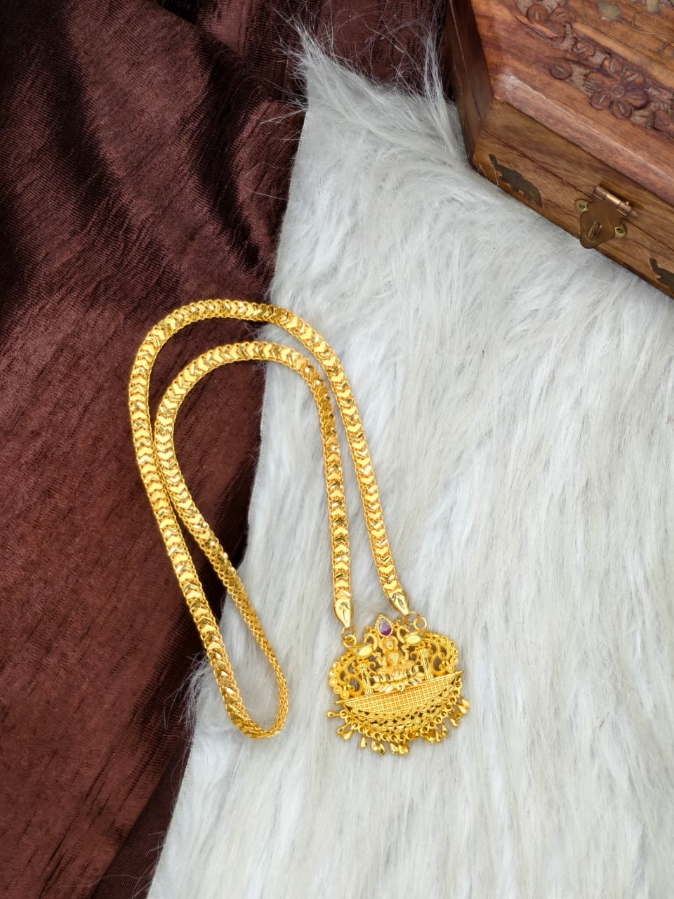✨ Plain Dollar Matte Finish Chain – Gold Plated Jewellery for Women✨