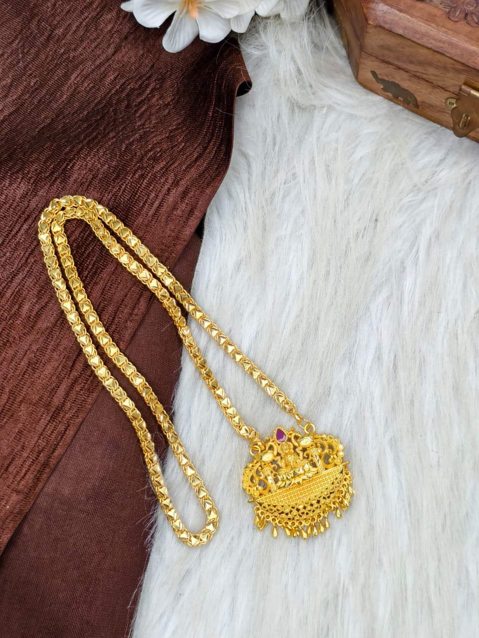 ✨ Plain Dollar Matte Finish Chain – Gold Plated Jewellery for Women✨