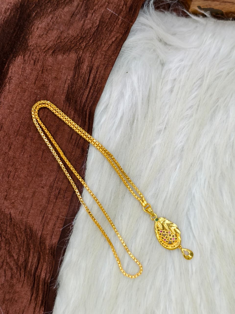 ✨Plain Dollar Matte Finish Chain – Gold Plated Jewellery for Women✨