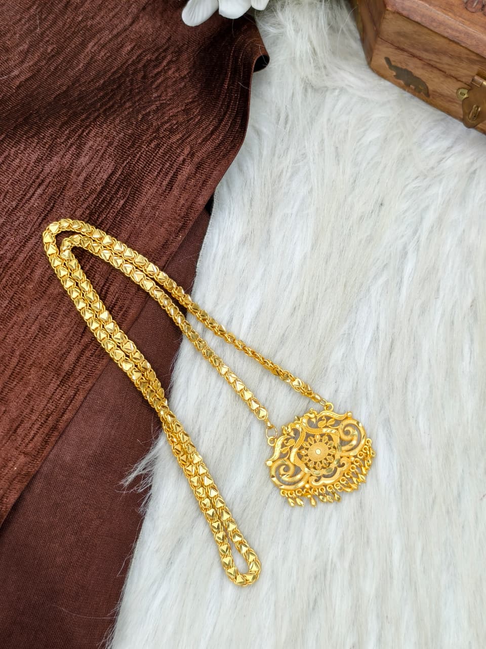 ✨ Plain Dollar Matte Finish Chain – Gold Plated Jewellery for Women✨