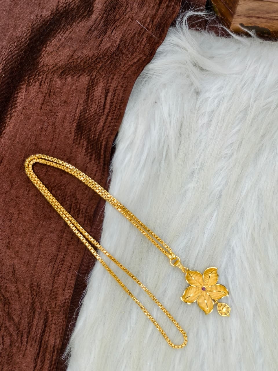 ✨Plain Dollar Matte Finish Chain – Gold Plated Jewellery for Women✨