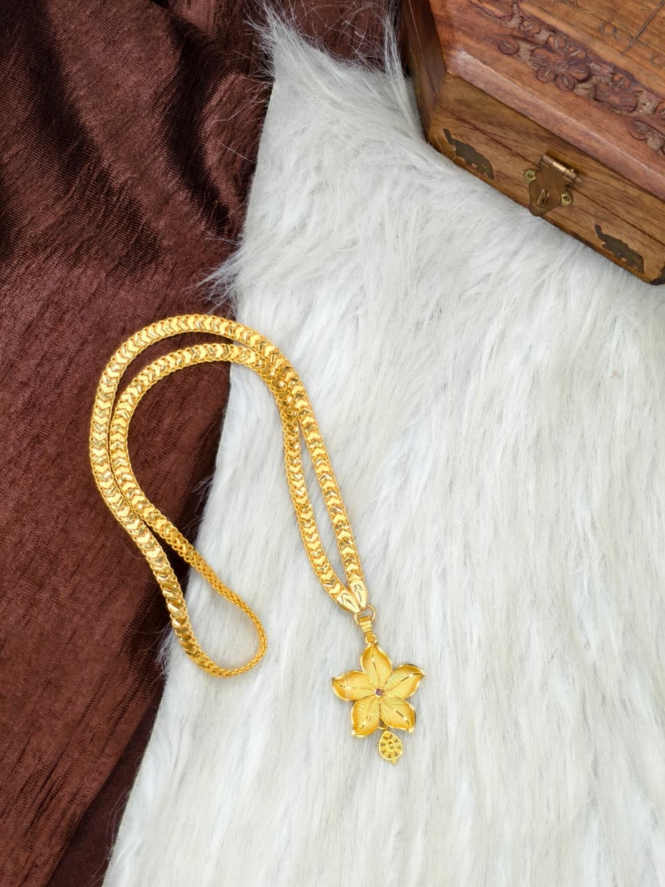 ✨ Plain Dollar Matte Finish Chain – Gold Plated Jewellery for Women✨