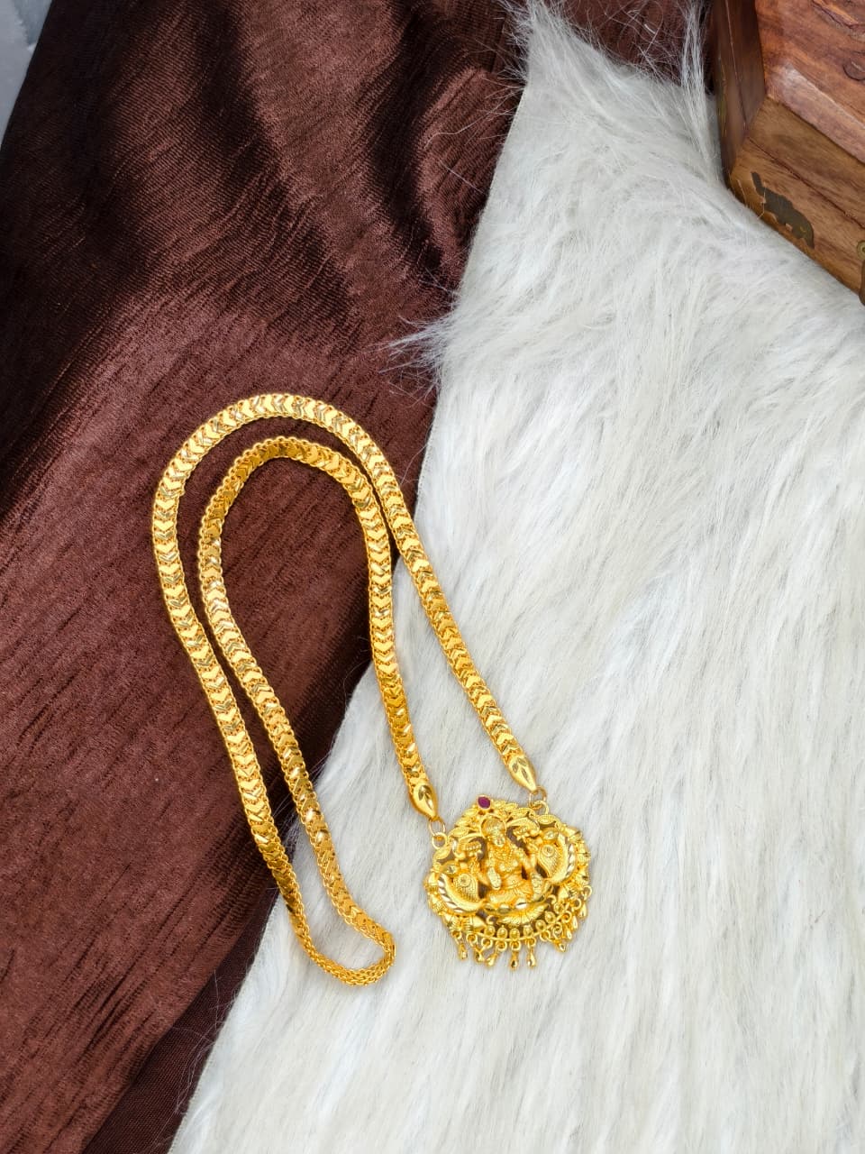 ✨ Plain Dollar Matte Finish Chain – Gold Plated Jewellery for Women✨