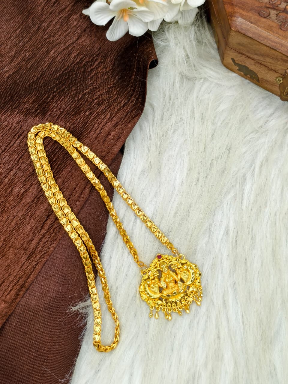 ✨ Plain Dollar Matte Finish Chain – Gold Plated Jewellery for Women✨