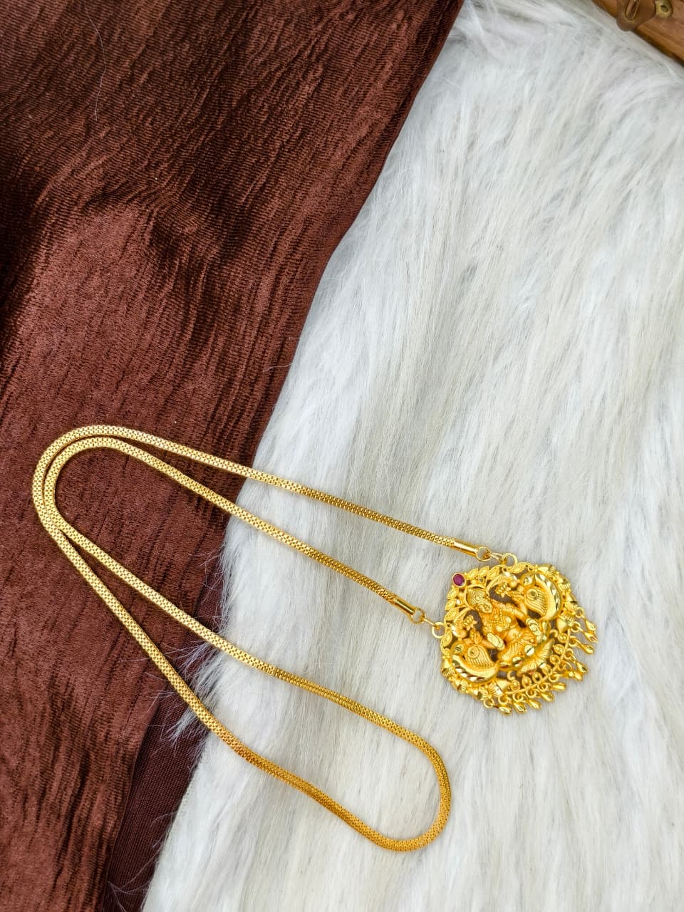 ✨Plain Dollar Matte Finish Chain – Gold Plated Jewellery for Women✨