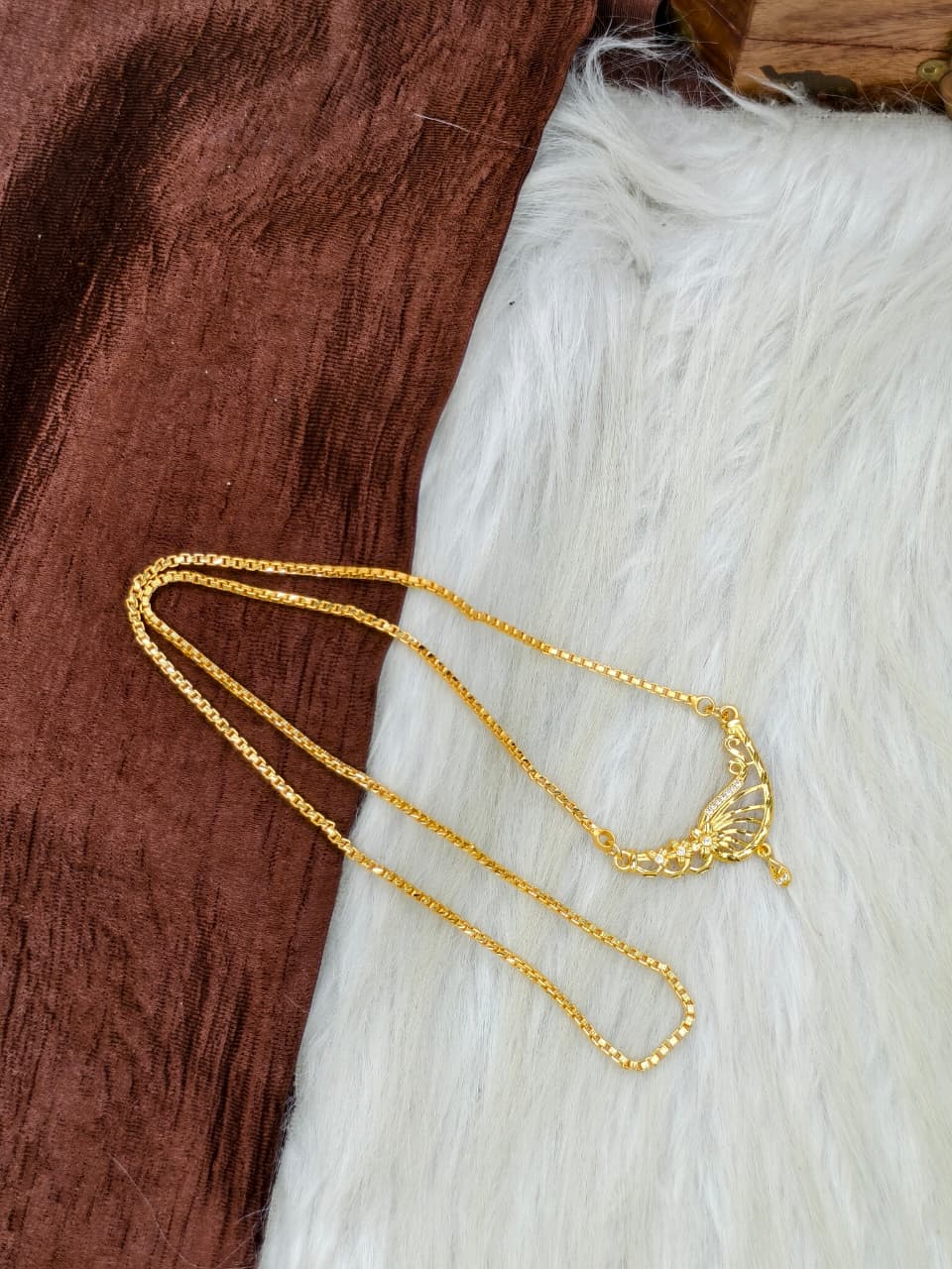 ✨Pendant Dollar Chain Matte Finish Chain – Gold Plated Jewellery for Women✨