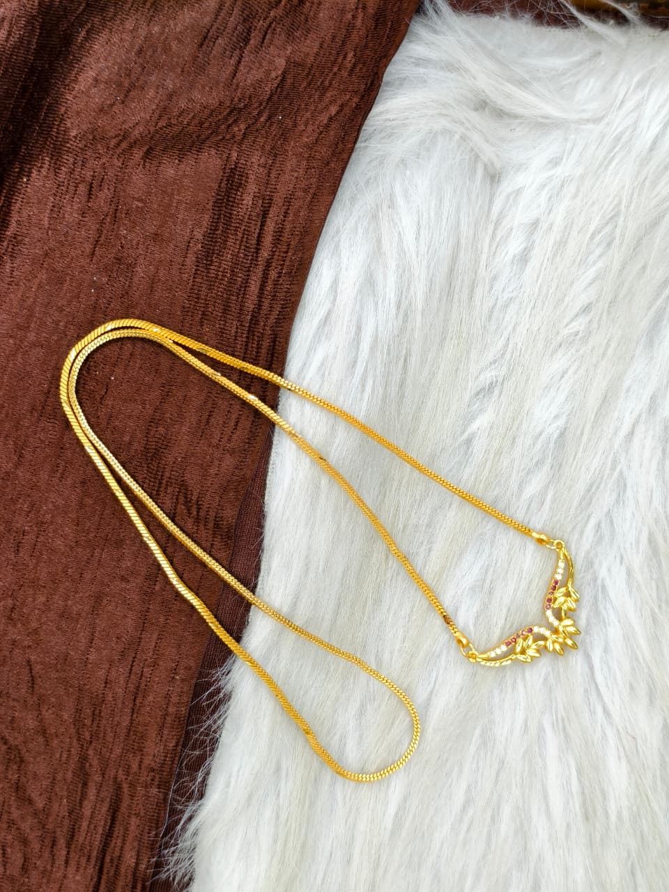✨Pendant Dollar Chain Matte Finish Chain – Gold Plated Jewellery for Women✨