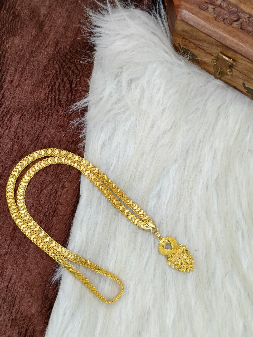 ✨Peacock Dollar Matte Finish Chain – Gold Plated Jewellery for Women✨