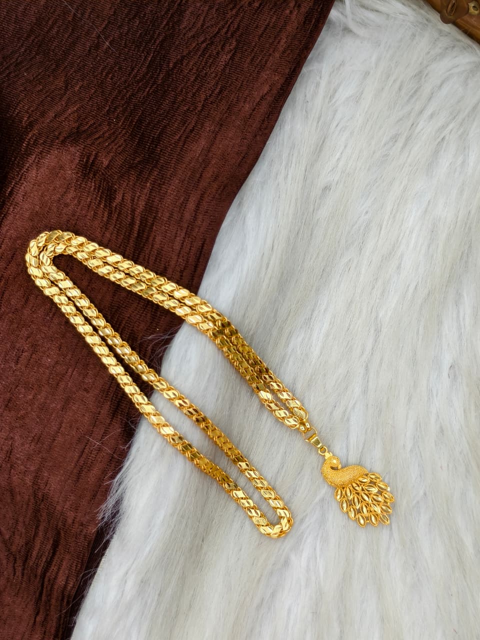 Peacock Dollar Matte Finish Chain – Gold Plated Jewellery for Women✨