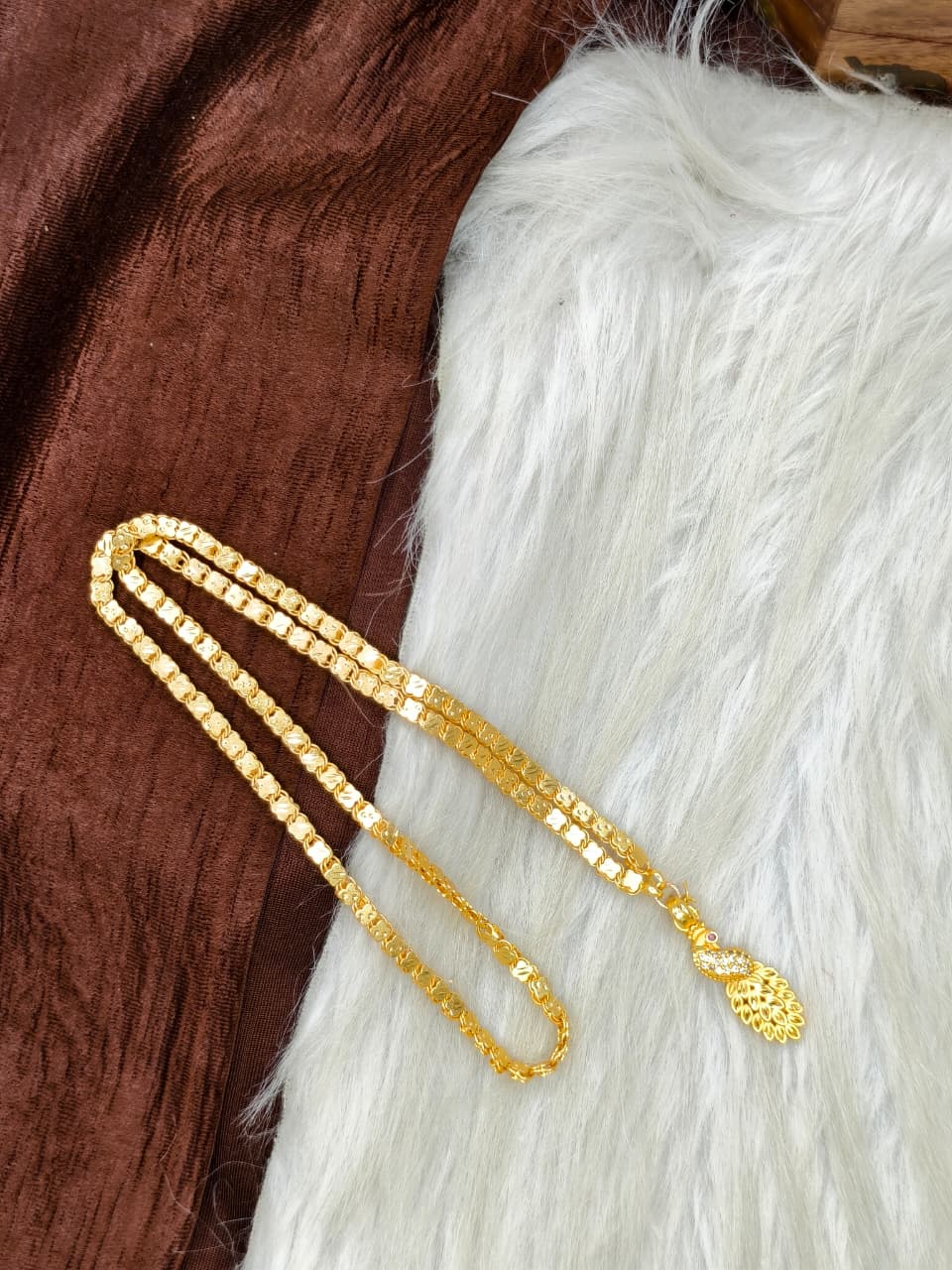 ✨Peacock Dollar Matte Finish Chain – Gold Plated Jewellery for Women✨