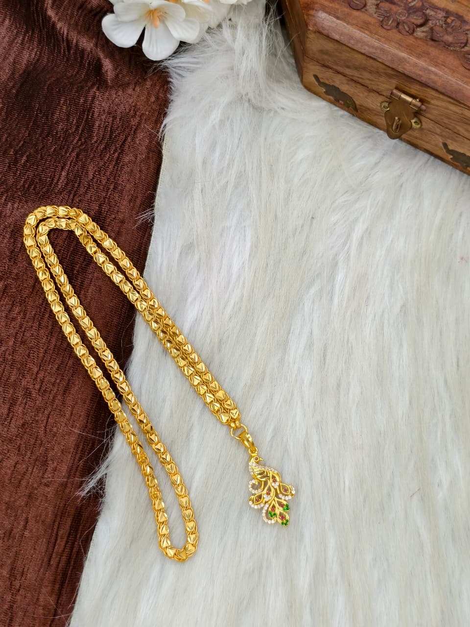 ✨ Peacock Dollar Matte Finish Chain – Gold Plated Jewellery for Women✨