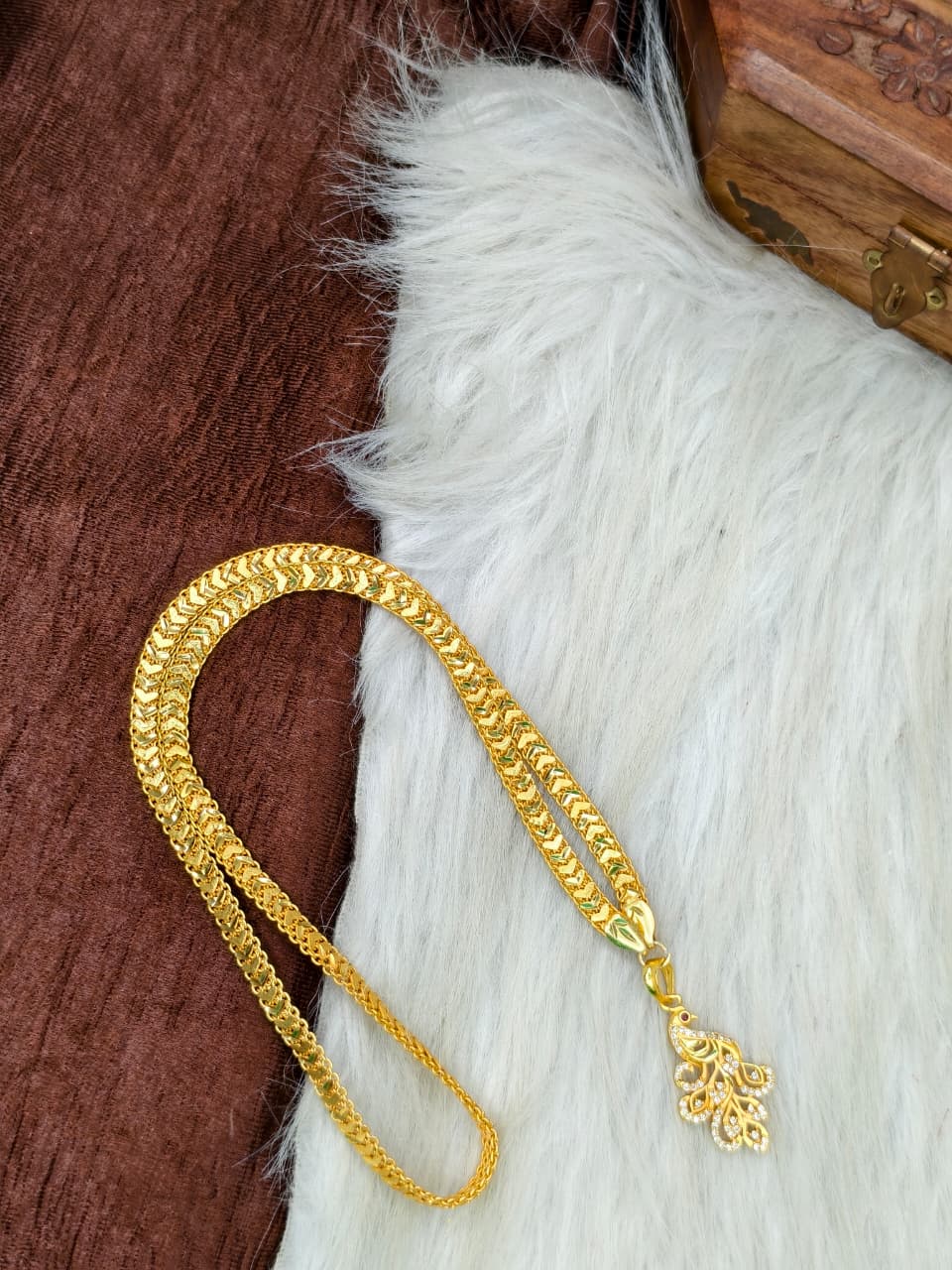 ✨Peacock Dollar Matte Finish Chain – Gold Plated Jewellery for Women✨