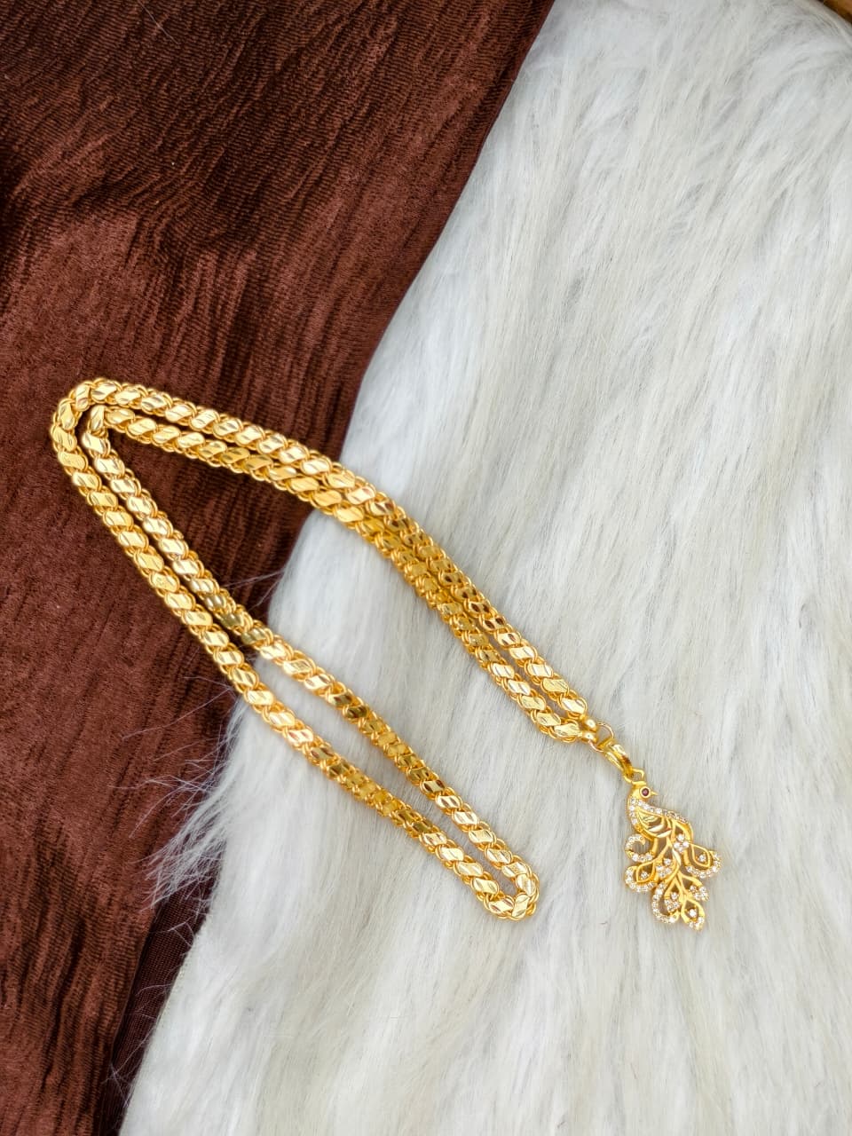 Peacock Dollar Matte Finish Chain – Gold Plated Jewellery for Women✨