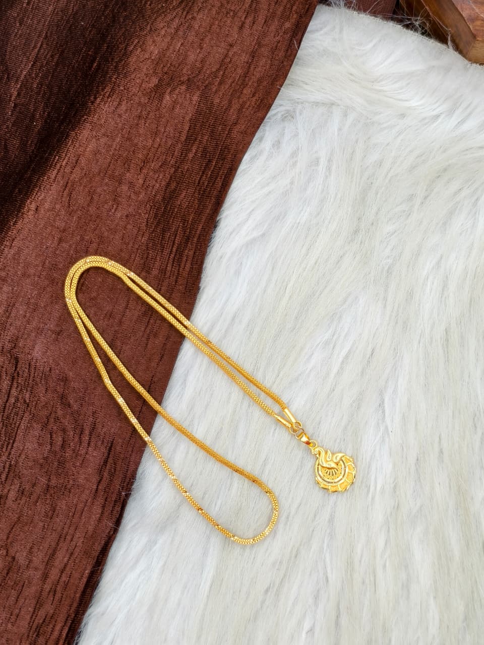 ✨Peacock Dollar Matte Finish Chain – Gold Plated Jewellery for Women✨