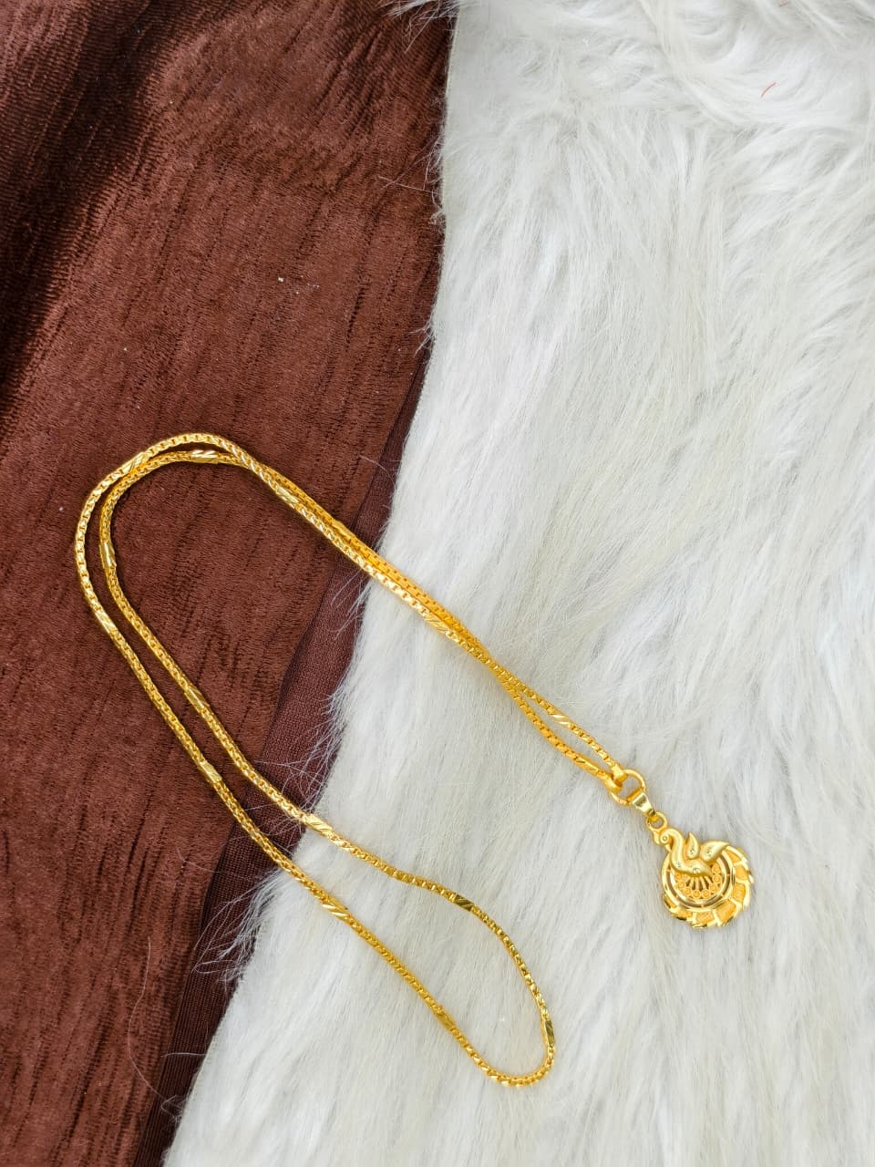✨Peacock Dollar Matte Finish Chain – Gold Plated Jewellery for Women✨