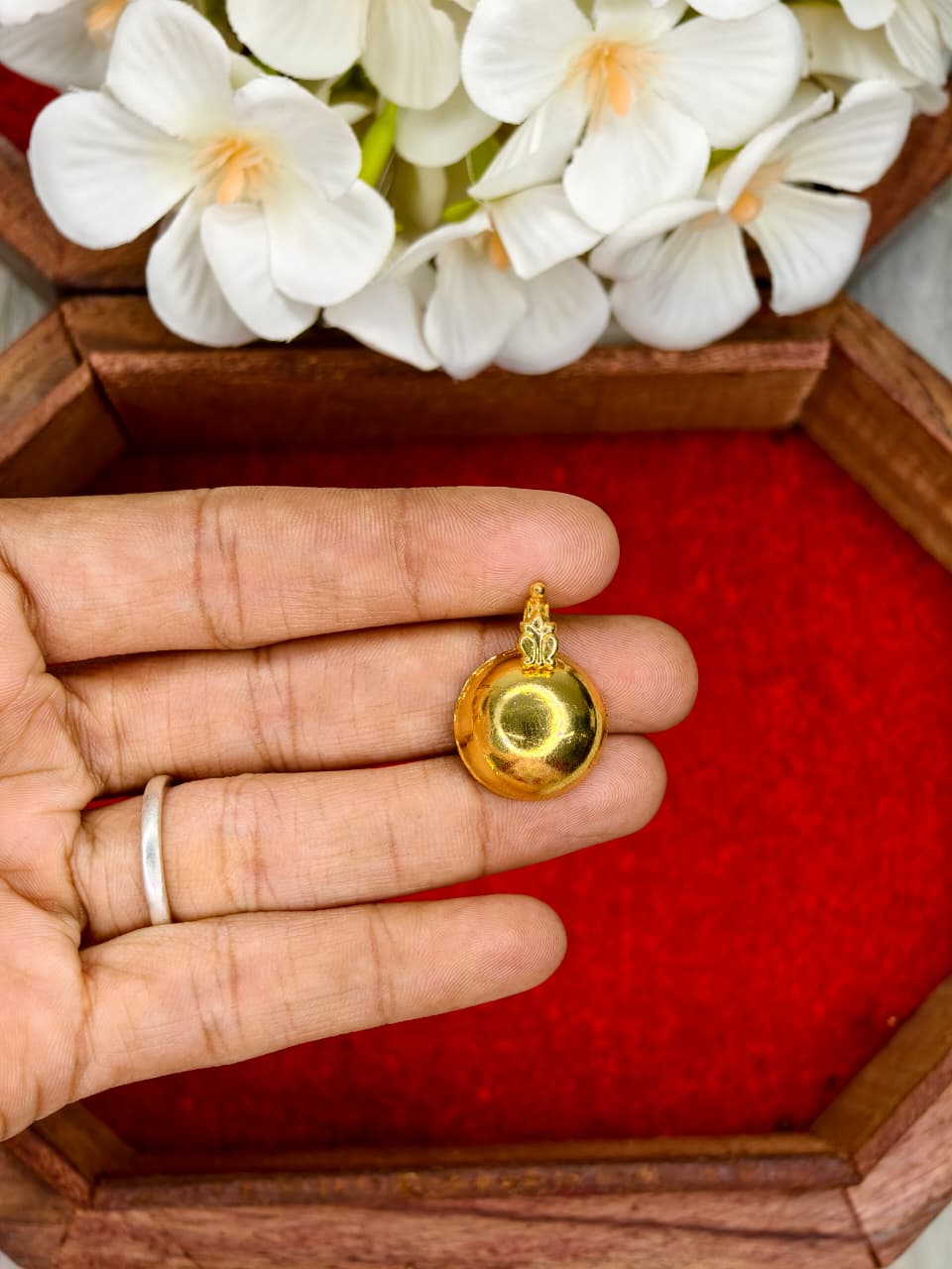 South Indian Traditional Impone Thali Mangalsutra – Gold Plated Sacred Wedding Chain1