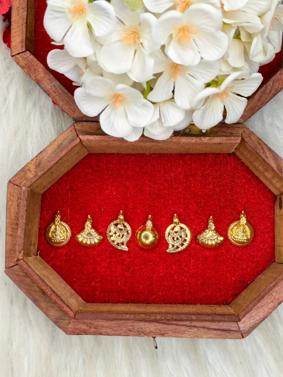 South Indian Traditional Impone Thali Mangalsutra – Gold Plated Sacred Wedding Chain