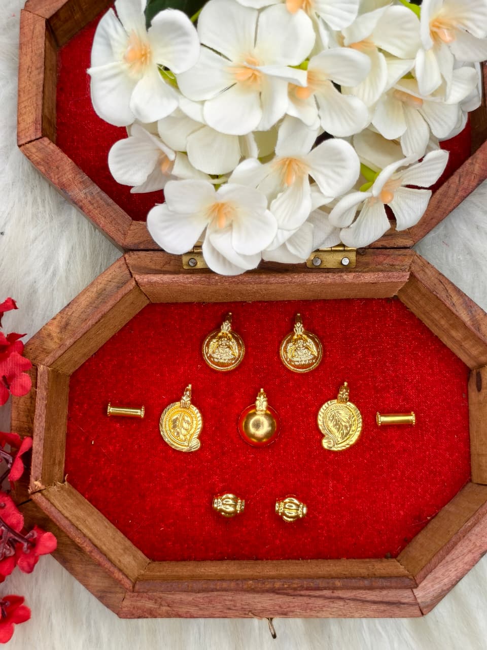 South Indian Traditional Impone Thali Mangalsutra – Gold Plated Sacred Wedding Chain