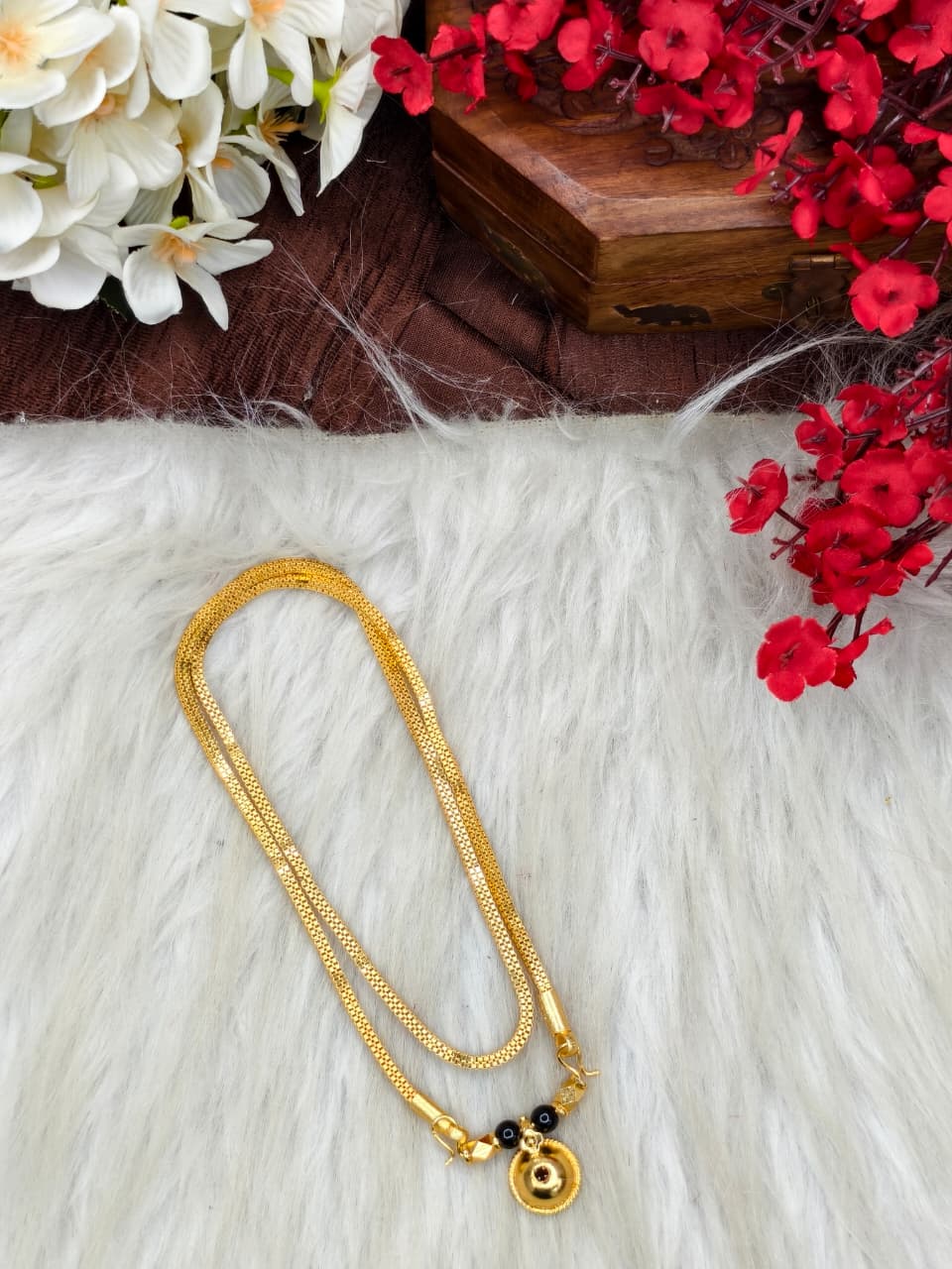 South Indian Traditional Impone Thali Mangalsutra – Gold Plated Sacred Wedding Chain