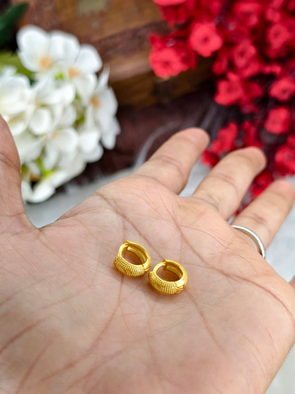 Women Plain Valaiyam – 1 Gram Gold Matte Finish