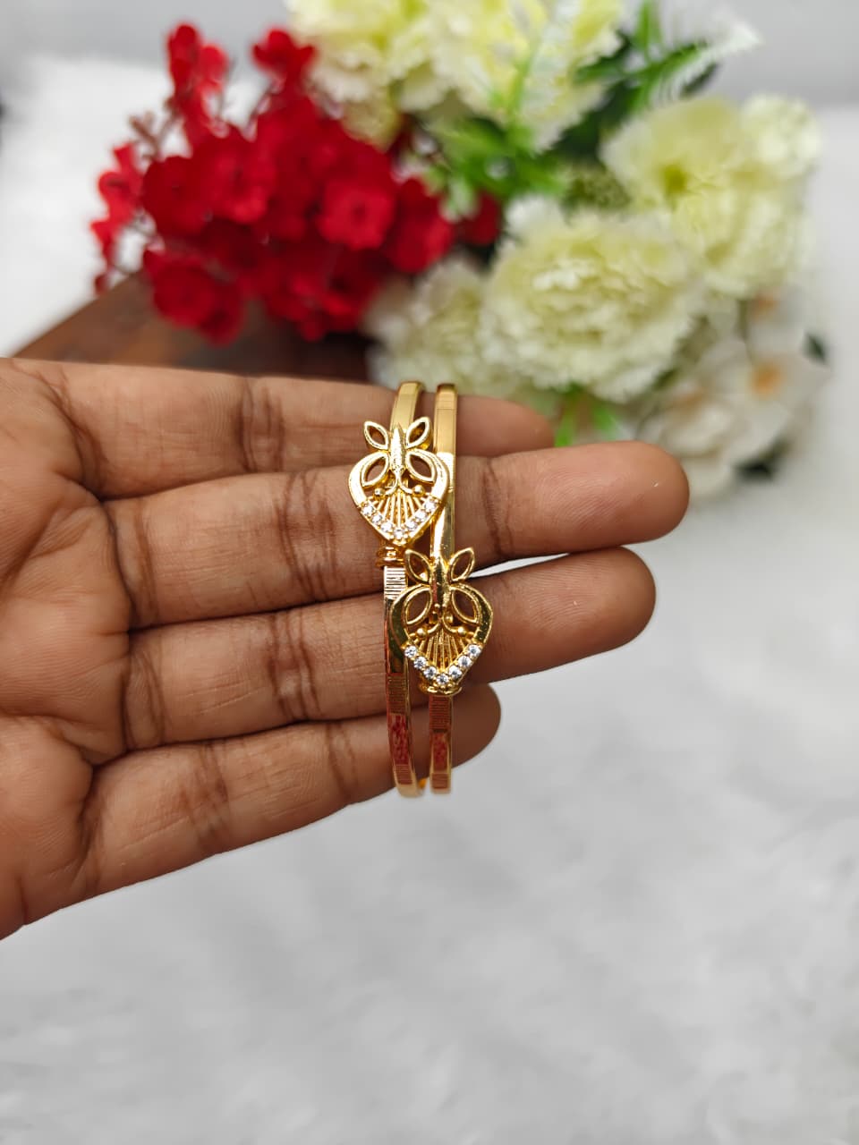 SB-3 Stylish Women’s 1 Gram Gold Plated Bangles – Party & Daily Wear