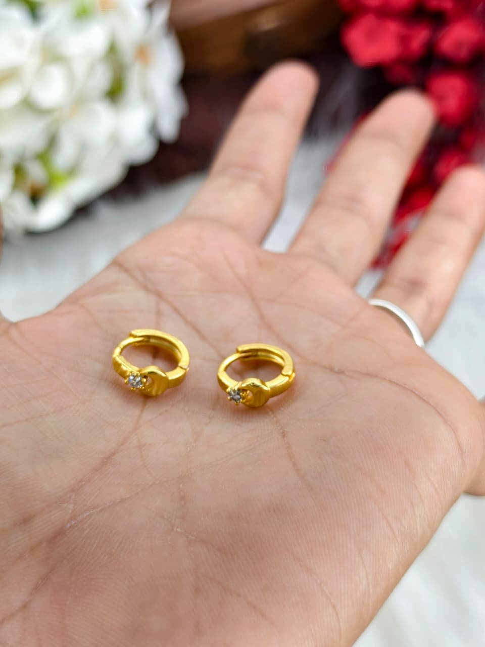 Women Stone Side Valaiyam – 1 Gram Gold Matte Finish