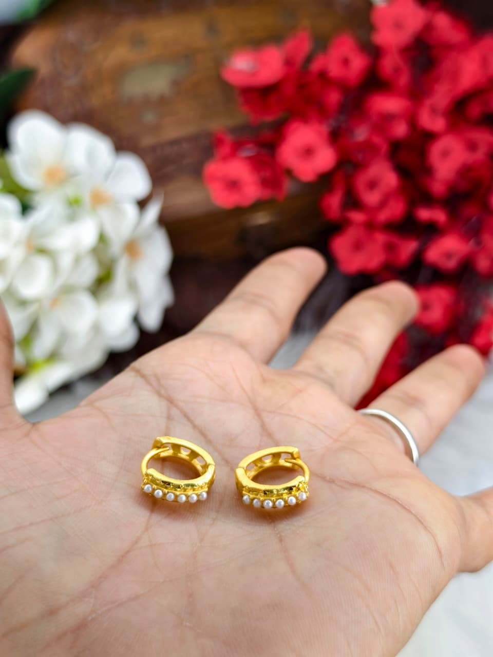 Women Stone Side Valaiyam – 1 Gram Gold Matte Finish