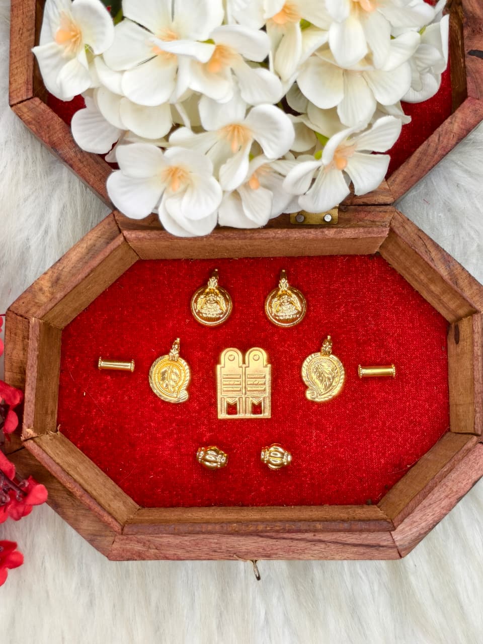 South Indian Traditional Impone Thali Mangalsutra – Gold Plated Sacred Wedding Chain