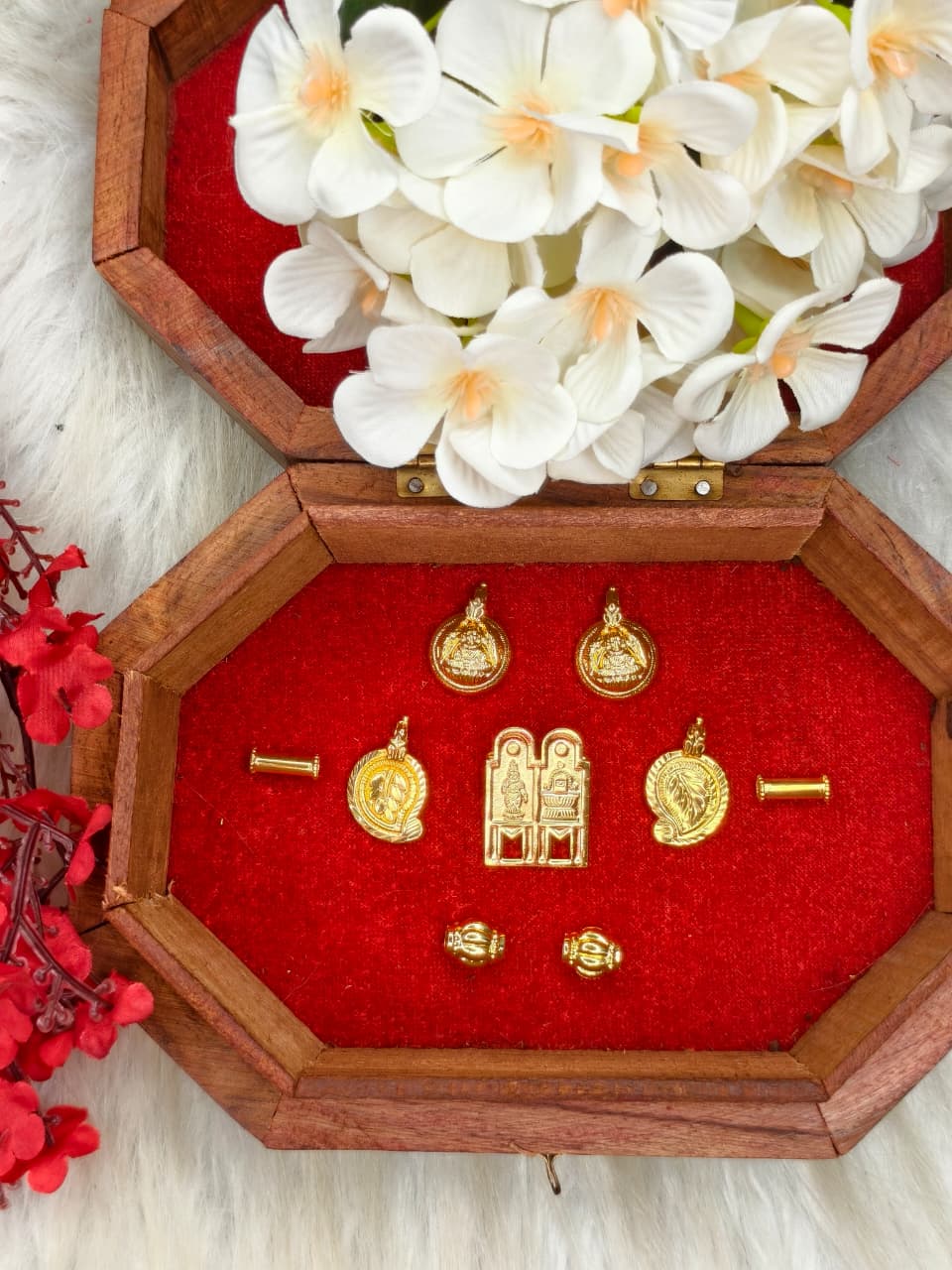 South Indian Traditional Impone Thali Mangalsutra – Gold Plated Sacred Wedding Chain