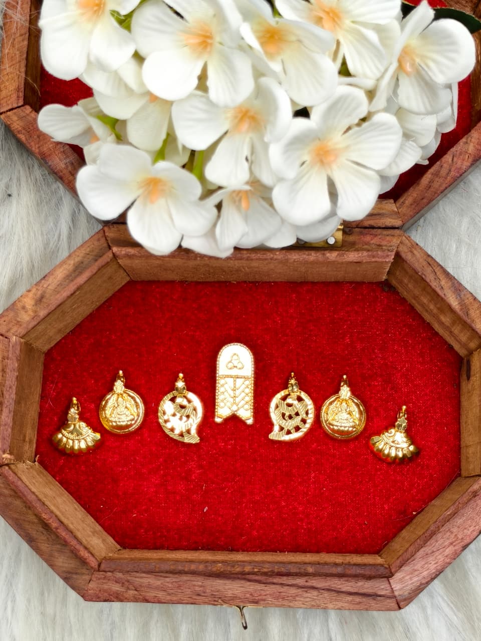 South Indian Traditional Impone Thali Mangalsutra – Gold Plated Sacred Wedding Chain