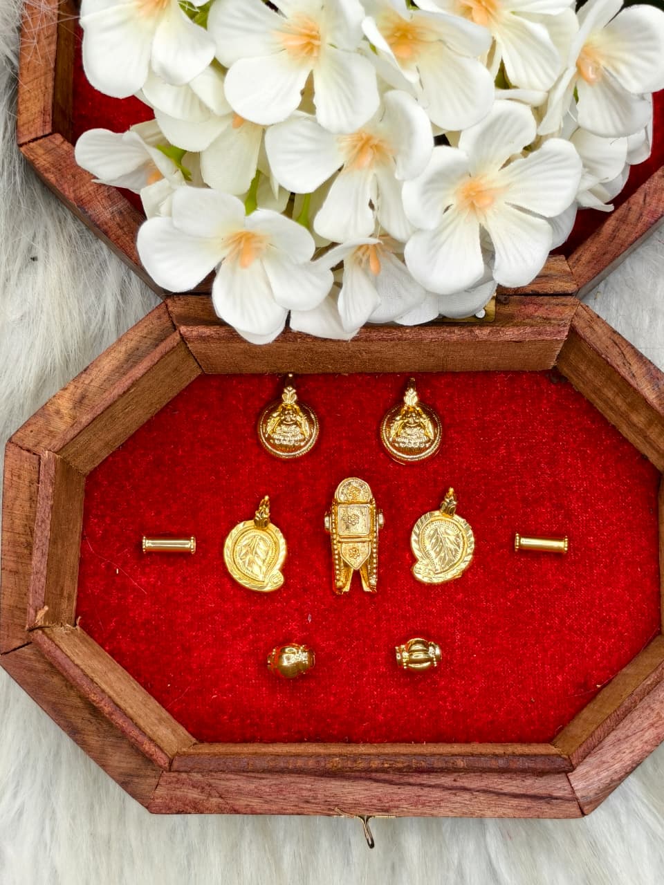 South Indian Traditional Impone Thali Mangalsutra – Gold Plated Sacred Wedding Chain