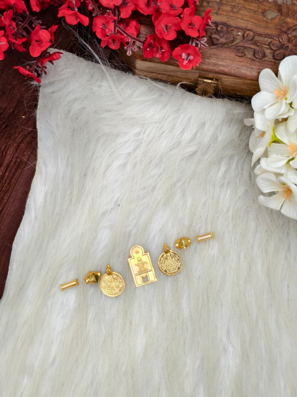 South Indian Traditional Impone Thali Mangalsutra – Gold Plated Sacred Wedding Chain