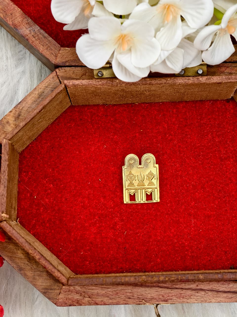 South Indian Traditional Impone Thali Mangalsutra – Gold Plated Sacred Wedding Chain1