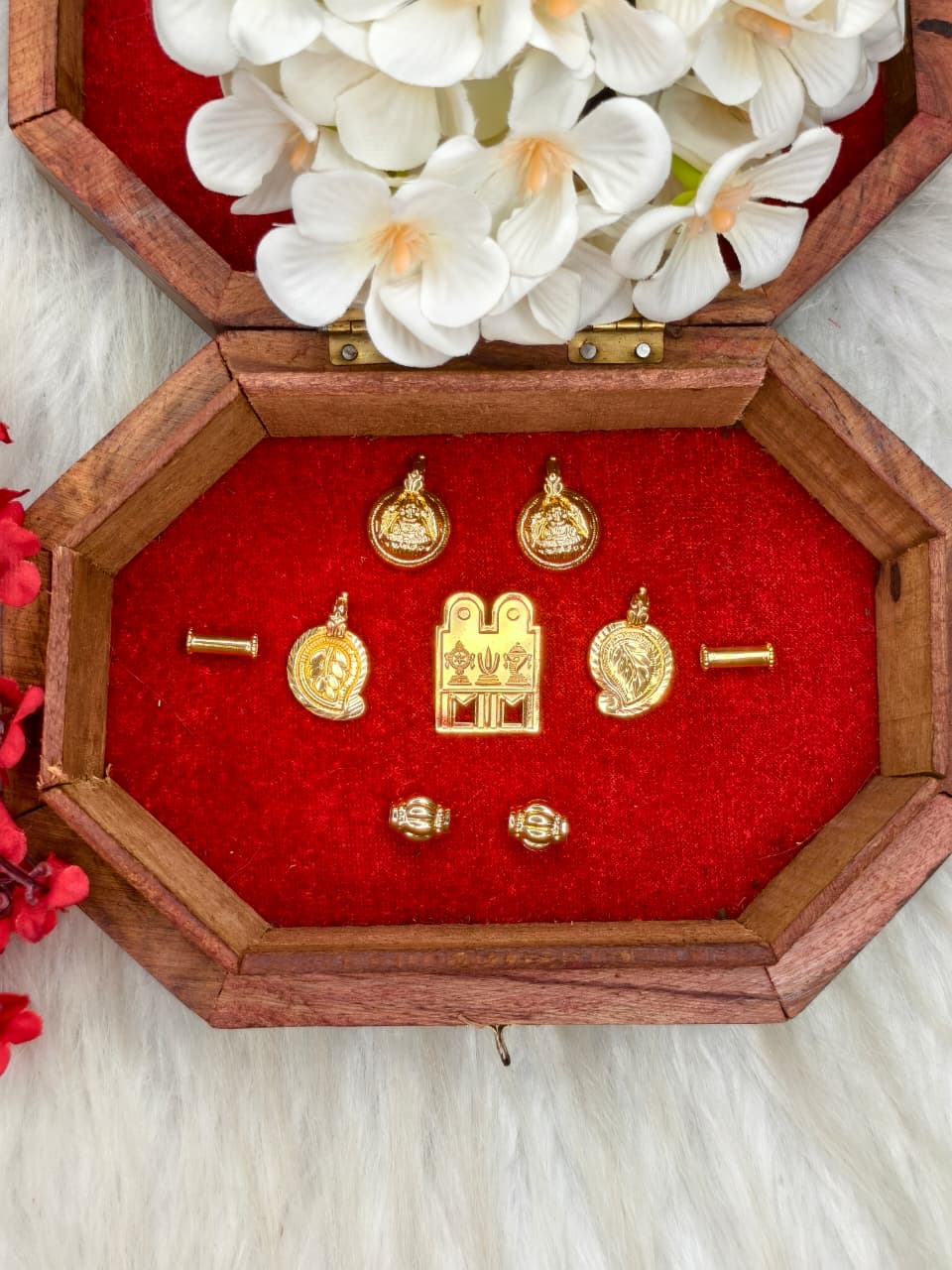 South Indian Traditional Impone Thali Mangalsutra – Gold Plated Sacred Wedding Chain