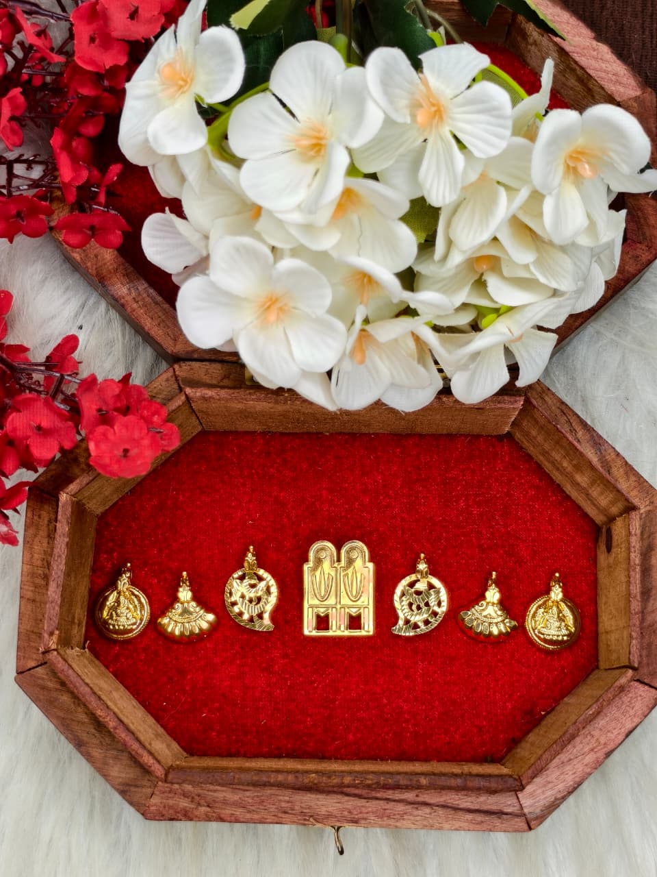 South Indian Traditional Impone Thali Mangalsutra – Gold Plated Sacred Wedding Chain